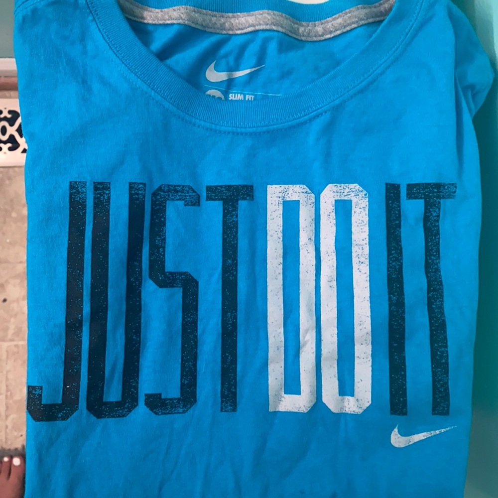 Nikes Women’s T-shirt